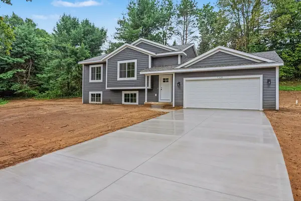 1328 Red Fox Court, Allegan, MI 49010