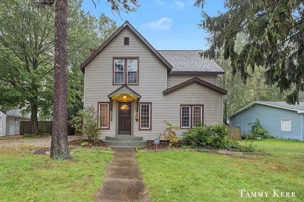 826 Phoenix Street, South Haven, MI 49090