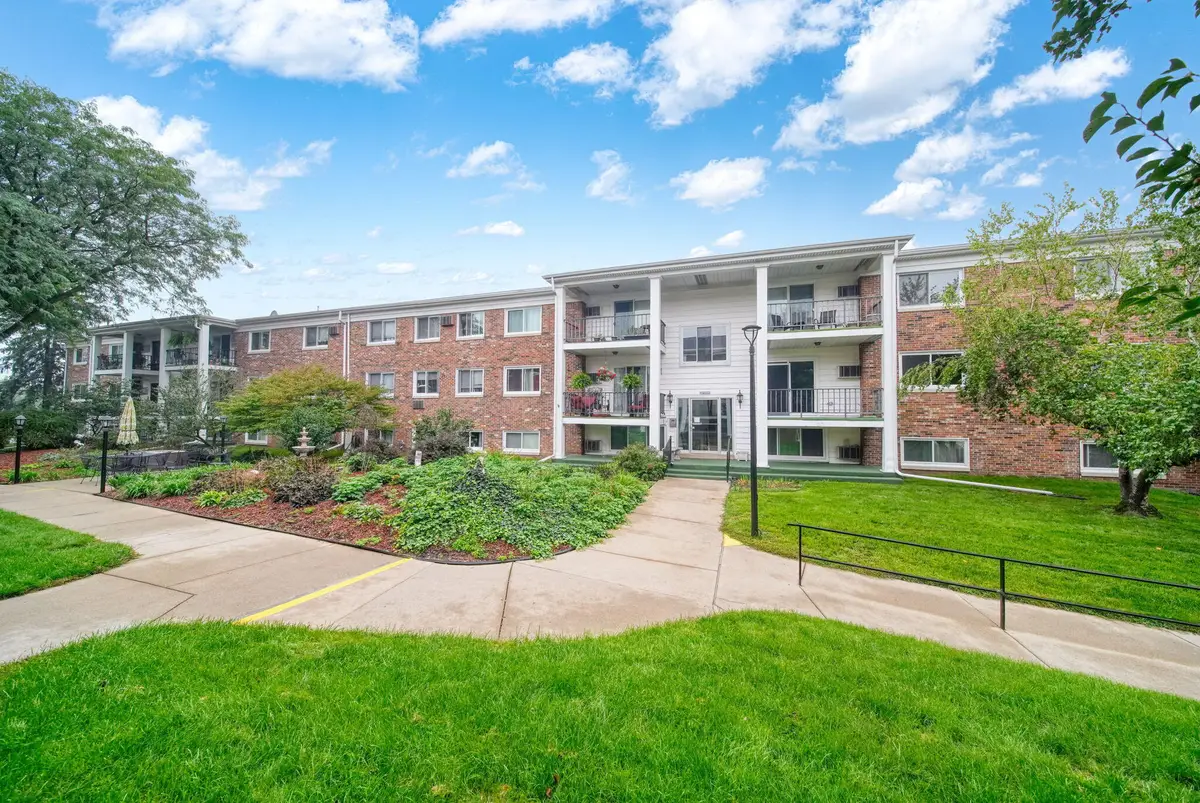 806 W Michigan Avenue #207W, Jackson, MI 49202 - #1