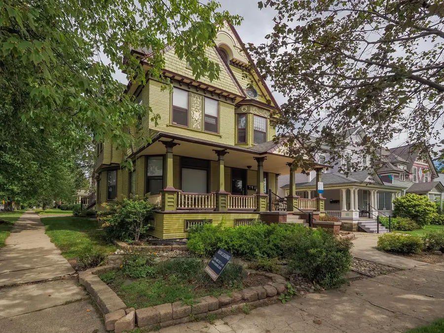 838 W Main Street, Kalamazoo, MI 49007 - #3