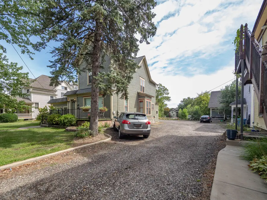 110 Woodward Avenue, Kalamazoo, MI 49007 - #3