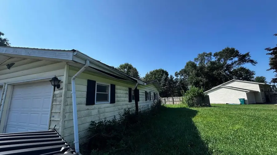 69638 Eisenhower Road, Sturgis, MI 49091 - #2