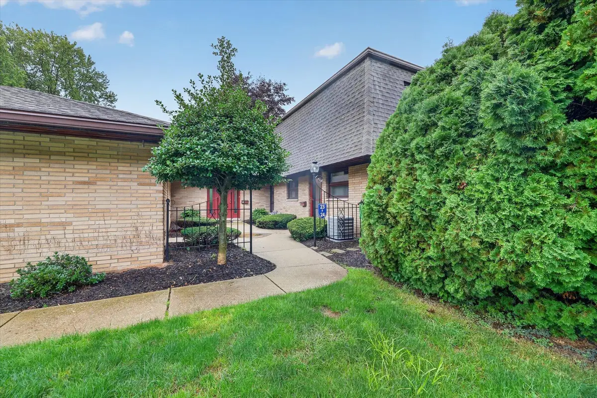 2727 S Lakeshore Drive #f23, Saint Joseph, MI 49085 - #1
