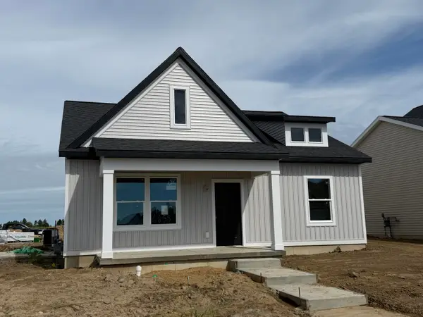 6655 Bellflower Drive, Zeeland, MI 49464