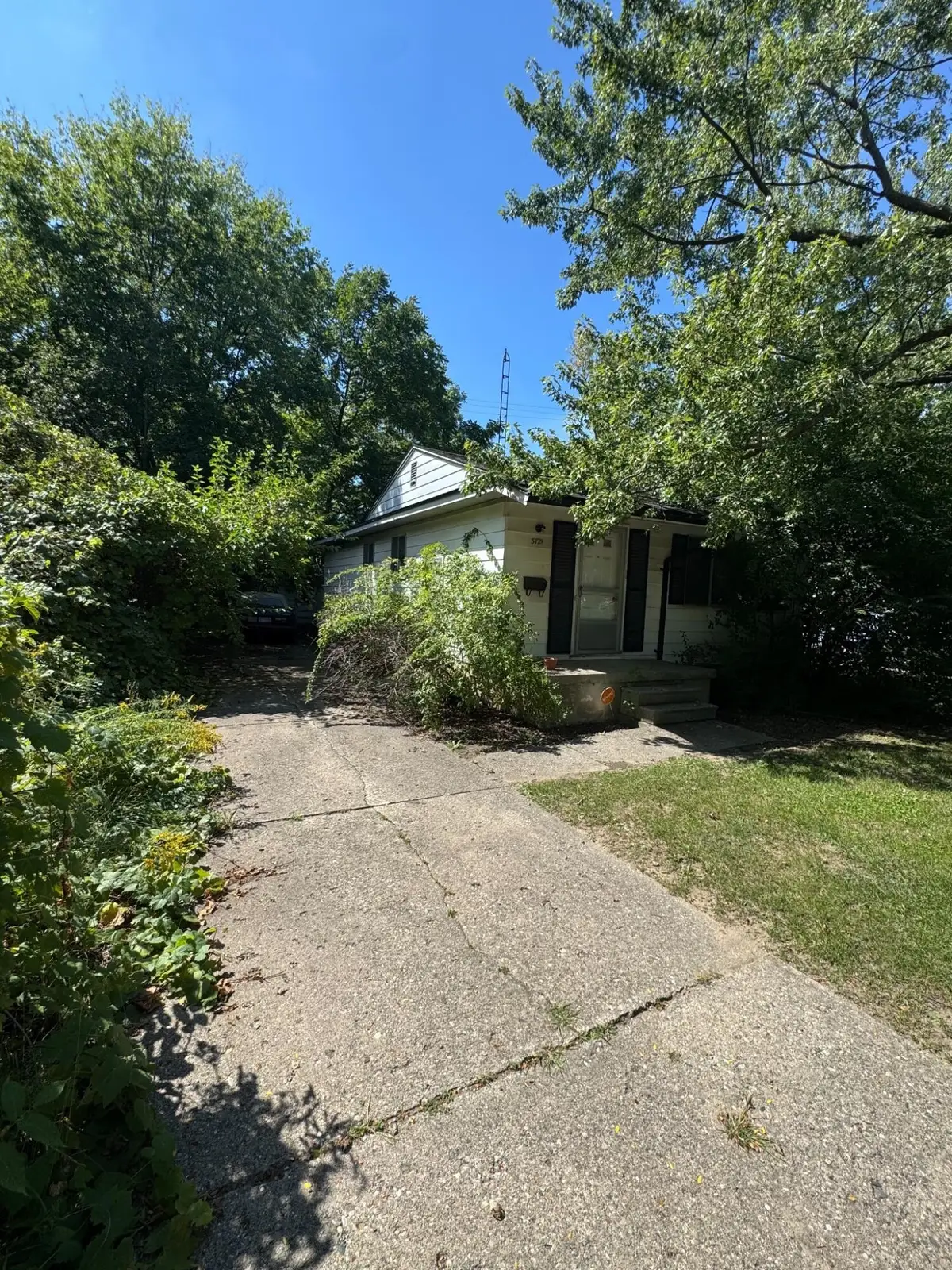 3721 Beecher Road, Flint, MI 48503 - #1
