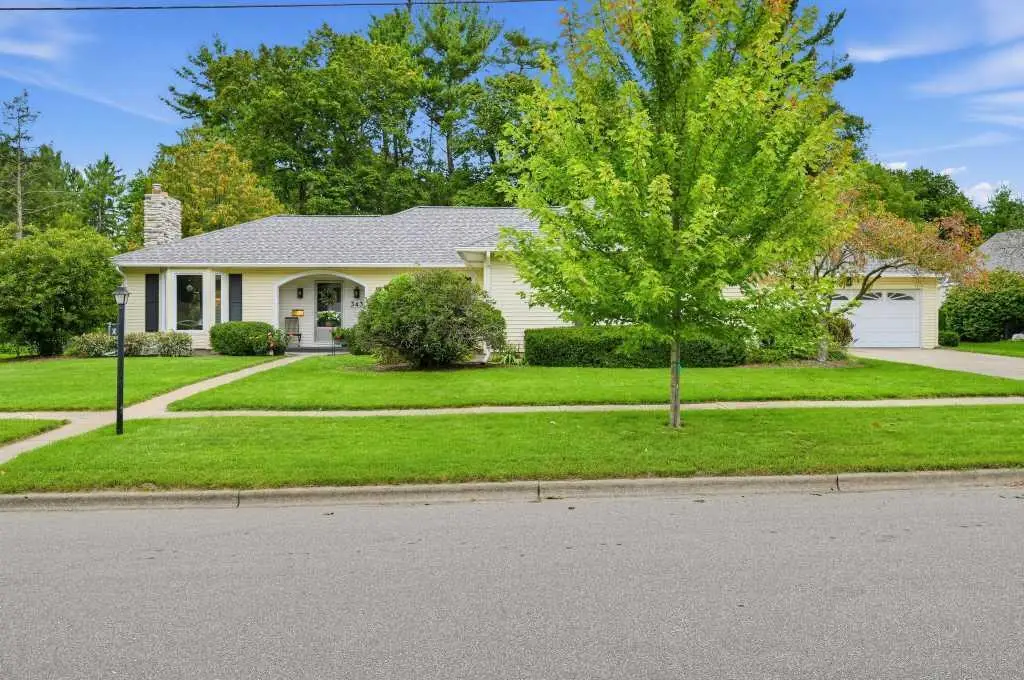 343 E Maple Street, Fremont, MI 49412 - #1