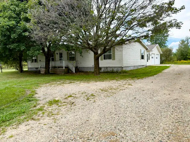 8738 Edgar Road, Lakeview, MI 48850 - #1