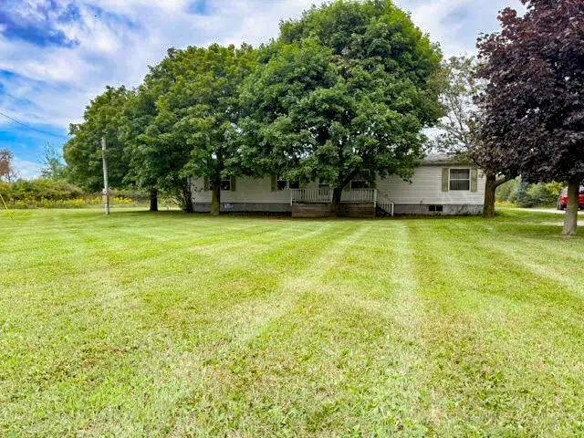 8738 Edgar Road, Lakeview, MI 48850 - #3