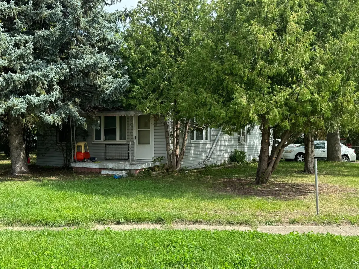 2302 Branch Road, Flint, MI 48506 - #1