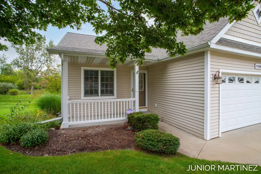11409 N Lake Drive, Holland, MI 49424 - #3