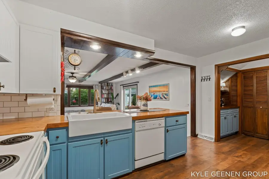 135 Grandview Avenue, Holland, MI 49423 - #3