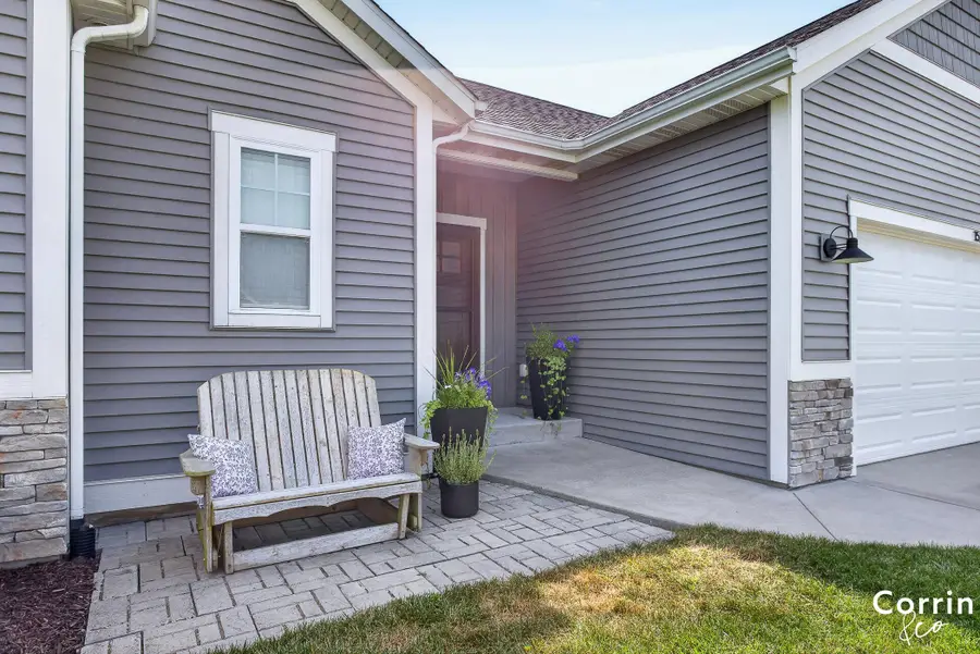 1520 Shenandoah Drive, Zeeland, MI 49464 - #2