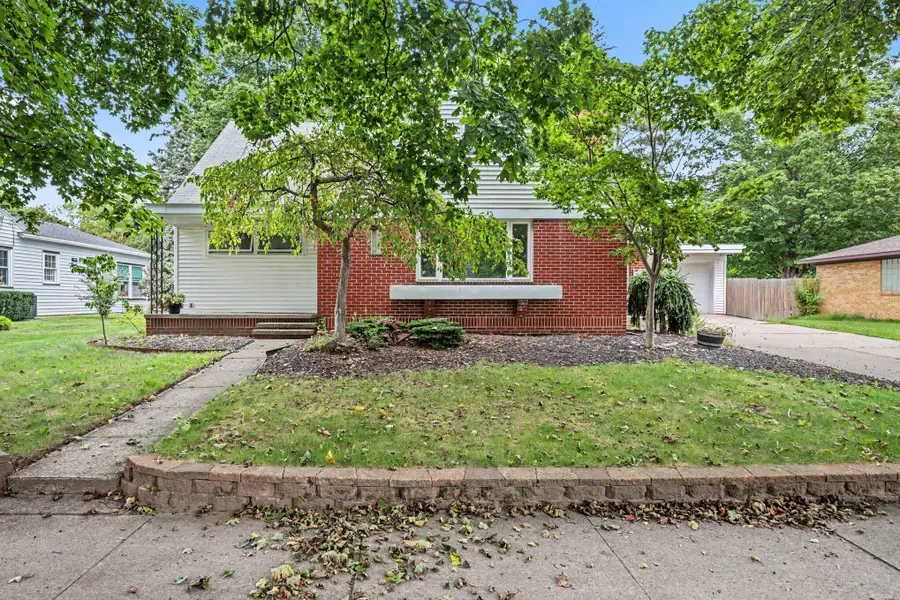 333 E Oak Street, Fremont, MI 49412 - #2