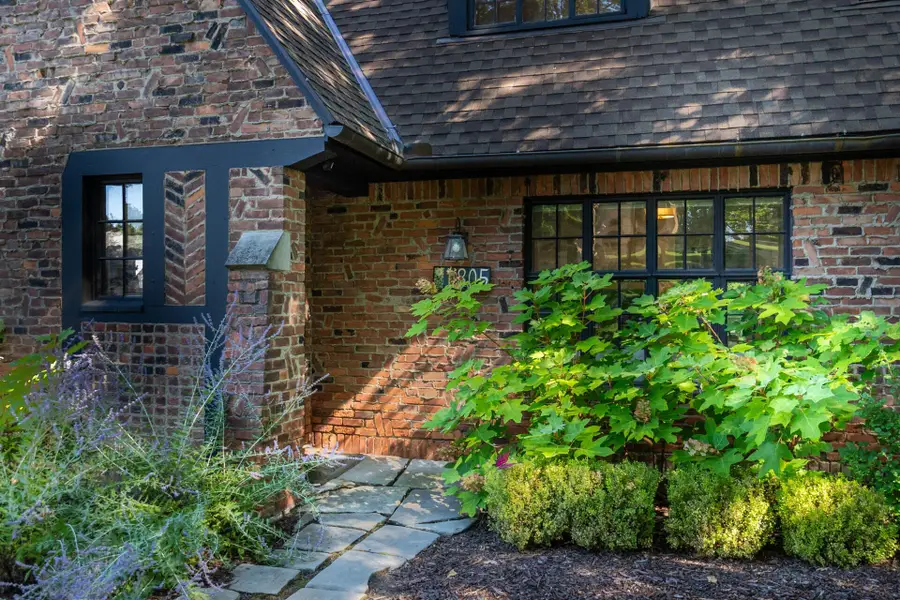 1805 Hermitage Road, Ann Arbor, MI 48104 - #3
