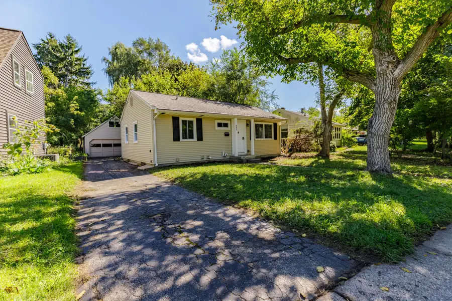 895 Starwick Drive, Ann Arbor, MI 48105 - #2