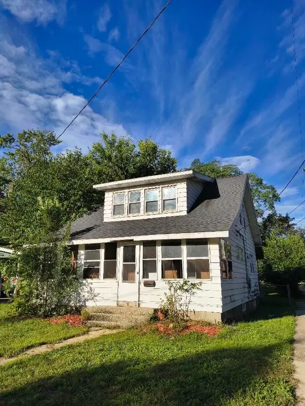 1709 Newark Avenue Se, Grand Rapids, MI 49507