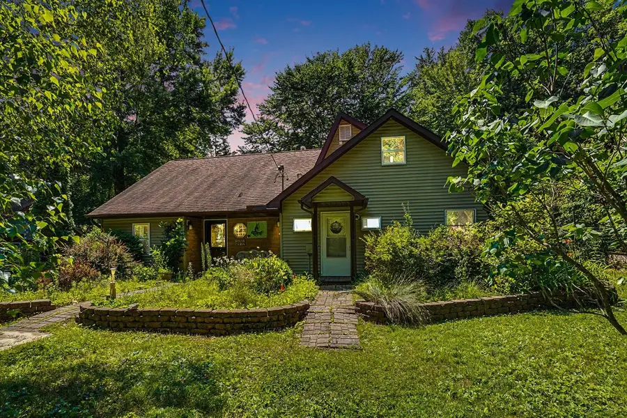 126 48th Street, Grand Junction, MI 49056 - #2