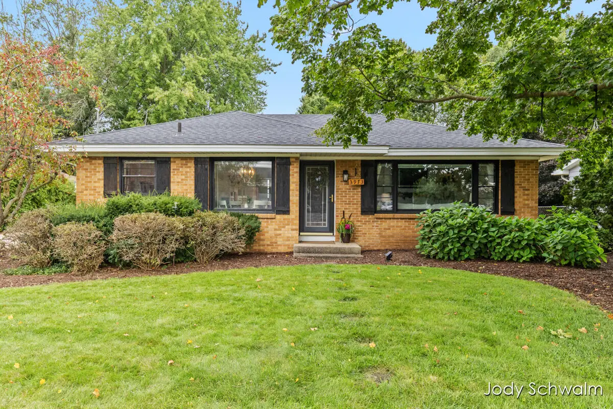3973 41st Street Sw, Grandville, MI 49418 - #1
