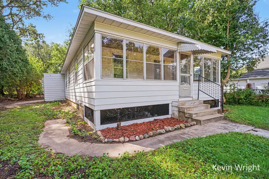1014 Short Street Ne, Grand Rapids, MI 49503 - #2