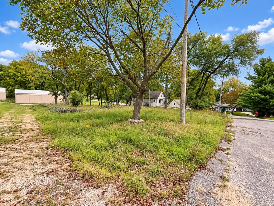 3918 Ash Street, Kalamazoo, MI 49001 - #2