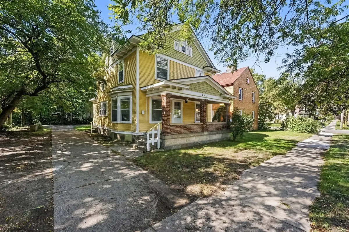 907 Kalamazoo Avenue Se, Grand Rapids, MI 49507 - #1