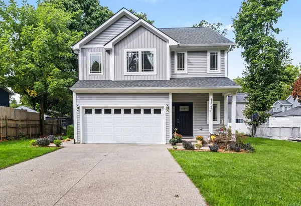 1320 Parkway Street, Waterford, MI 48328