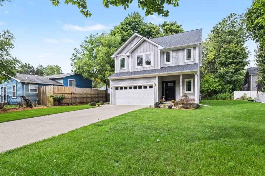 1320 Parkway Street, Waterford, MI 48328 - #3