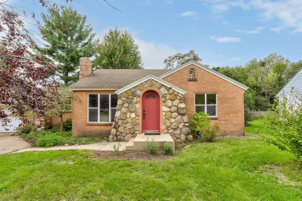 798 Myrtle Avenue, Holland, MI 49423