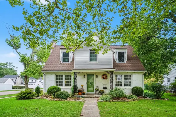 1205 Cambridge Drive, Kalamazoo, MI 49001