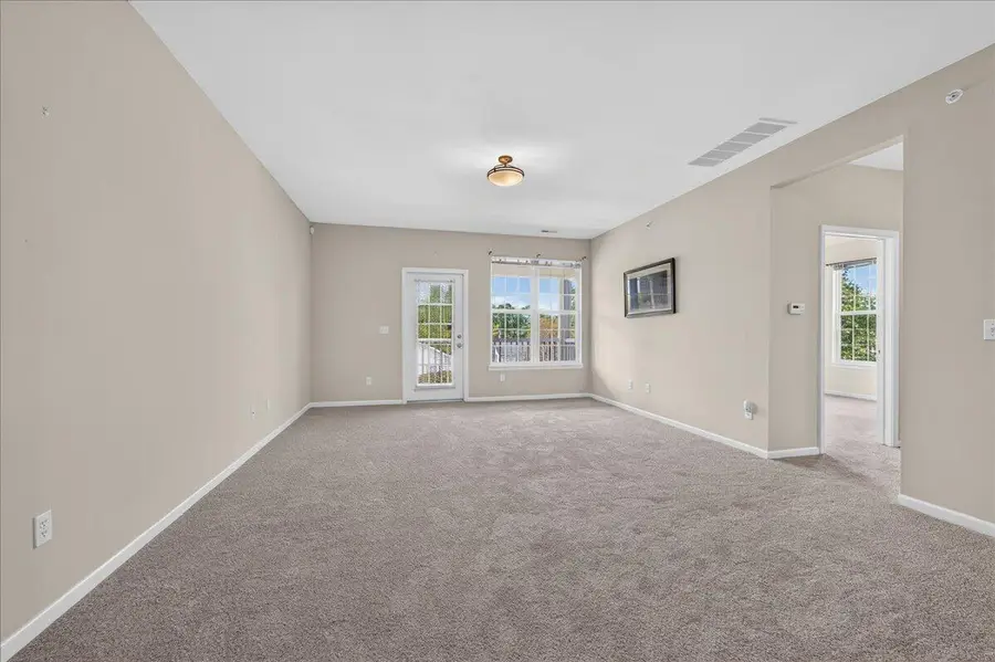 932 W Summerfield Glen Circle, Ann Arbor, MI 48103 - #2
