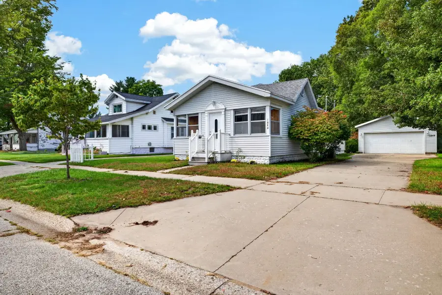 1842 Mills Avenue, Muskegon, MI 49445 - #2