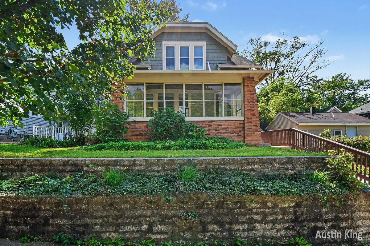 512 Curtis Street Ne, Grand Rapids, MI 49505 - #1