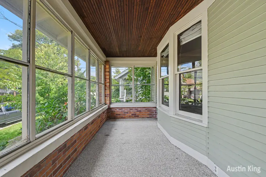 512 Curtis Street Ne, Grand Rapids, MI 49505 - #3