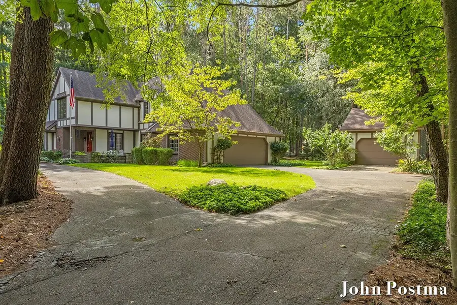 7340 Oliver Woods Drive Se, Grand Rapids, MI 49546 - #2