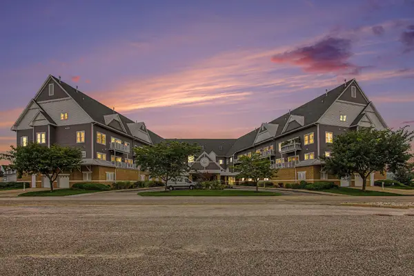 917 W Savidge Street #30, Spring Lake, MI 49456