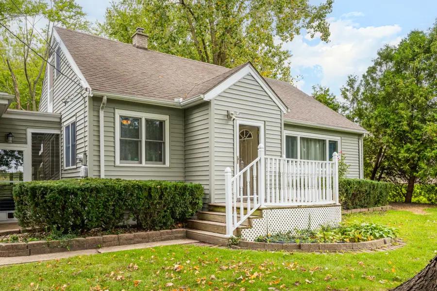 2286 Washington Avenue, Saint Joseph, MI 49085 - #3