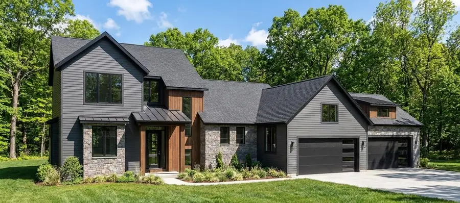 754 W Sedona Hills Court Ne, Grand Rapids, MI 49525 - #2