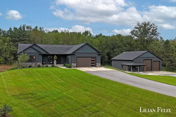 2611 Adams Street, Hudsonville, MI 49426