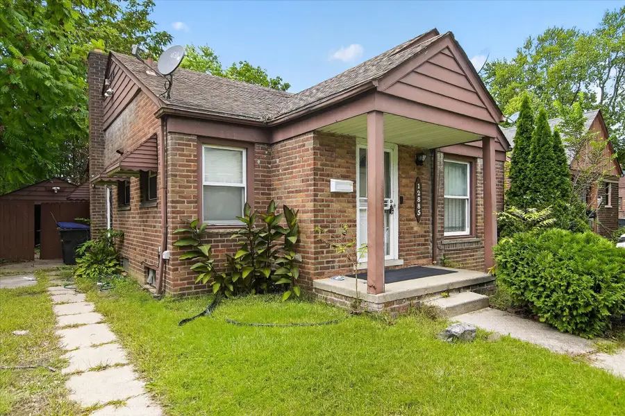 9661 Memorial Street, Detroit, MI 48227 - #2