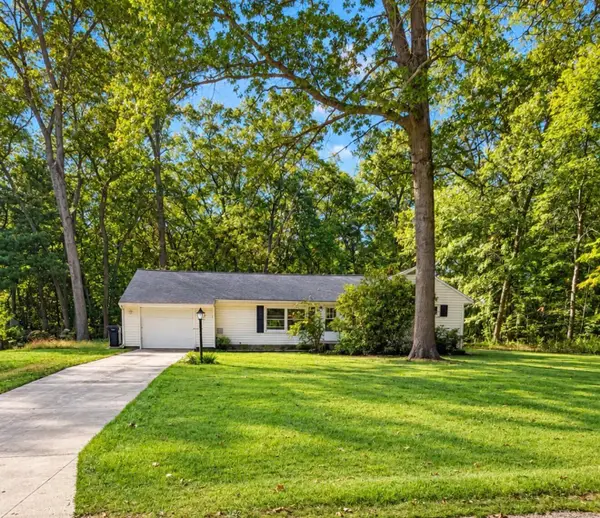 1765 Creston Street, Muskegon, MI 49445