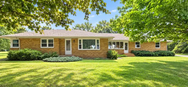 9072 Douglas Avenue, Kalamazoo, MI 49009