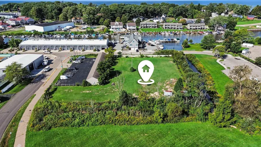 135 Dunkley Avenue, South Haven, MI 49090 - #3