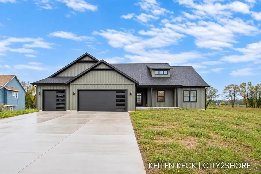 11338 Bancroft Way Se, Alto, MI 49302 - #2