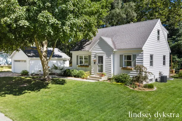 132 Gaylord Drive, Rockford, MI 49341