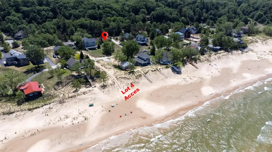 54 S Beacon Drive, Mears, MI 49436 - #3