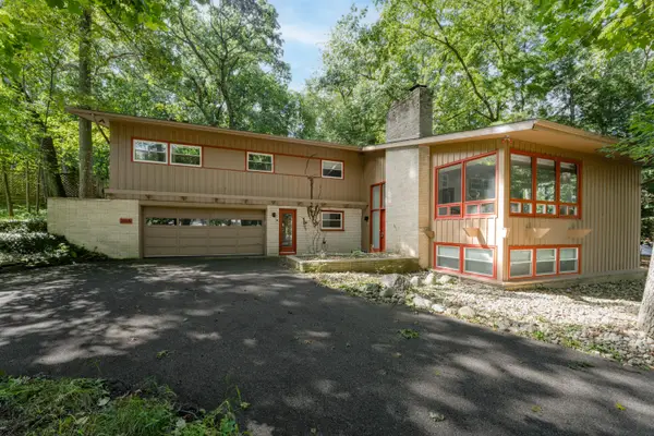 2146 Treehaven Drive, Kalamazoo, MI 49008