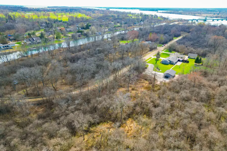 000 Marlborough, Grosse Ile, MI 48138 - #3