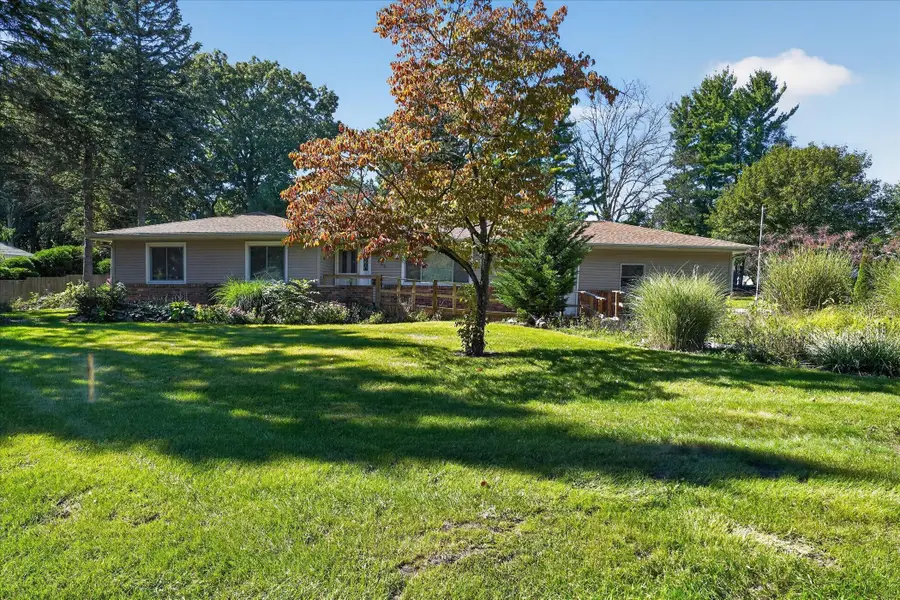 630 Gilbert Street, Jackson, MI 49202 - #3