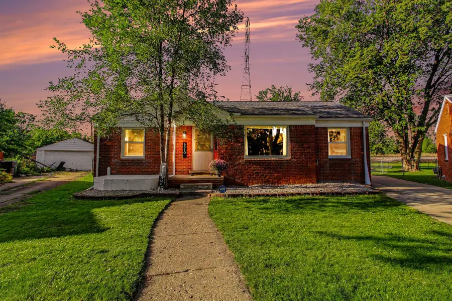6310 Buckingham Avenue, Allen Park, MI 48101 - #2