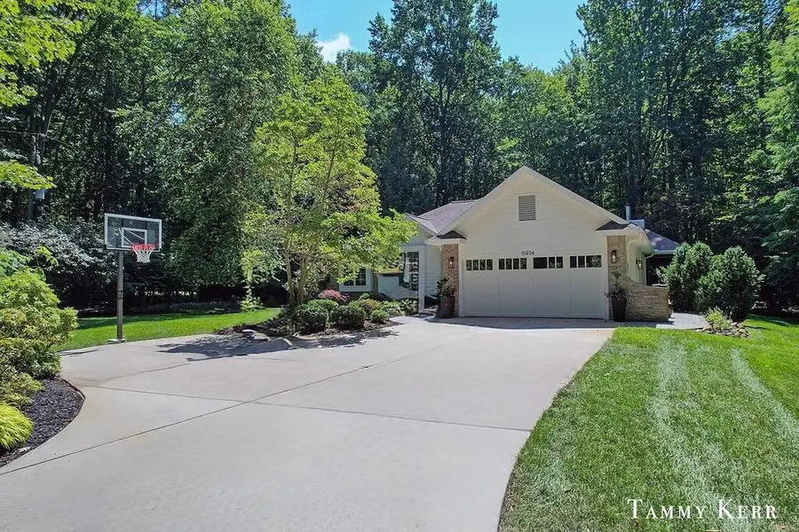 6934 Bendemeer Drive, Fennville, MI 49408 - #2